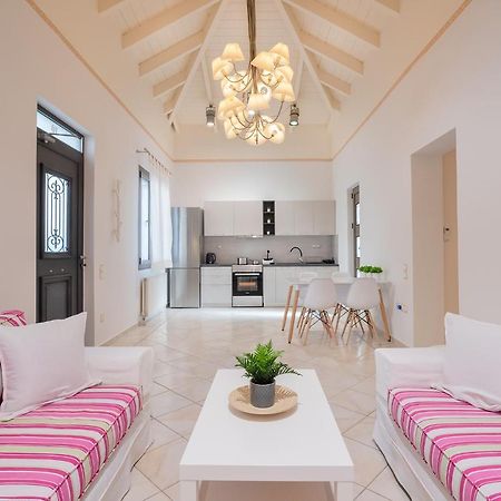 Topalidi'S Home Nea Palatia Exterior foto